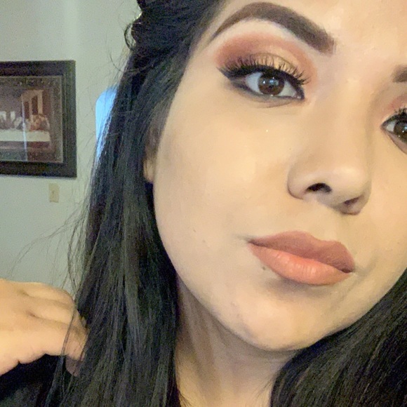 Meet your Posher, Judith - Picture 1 of 1